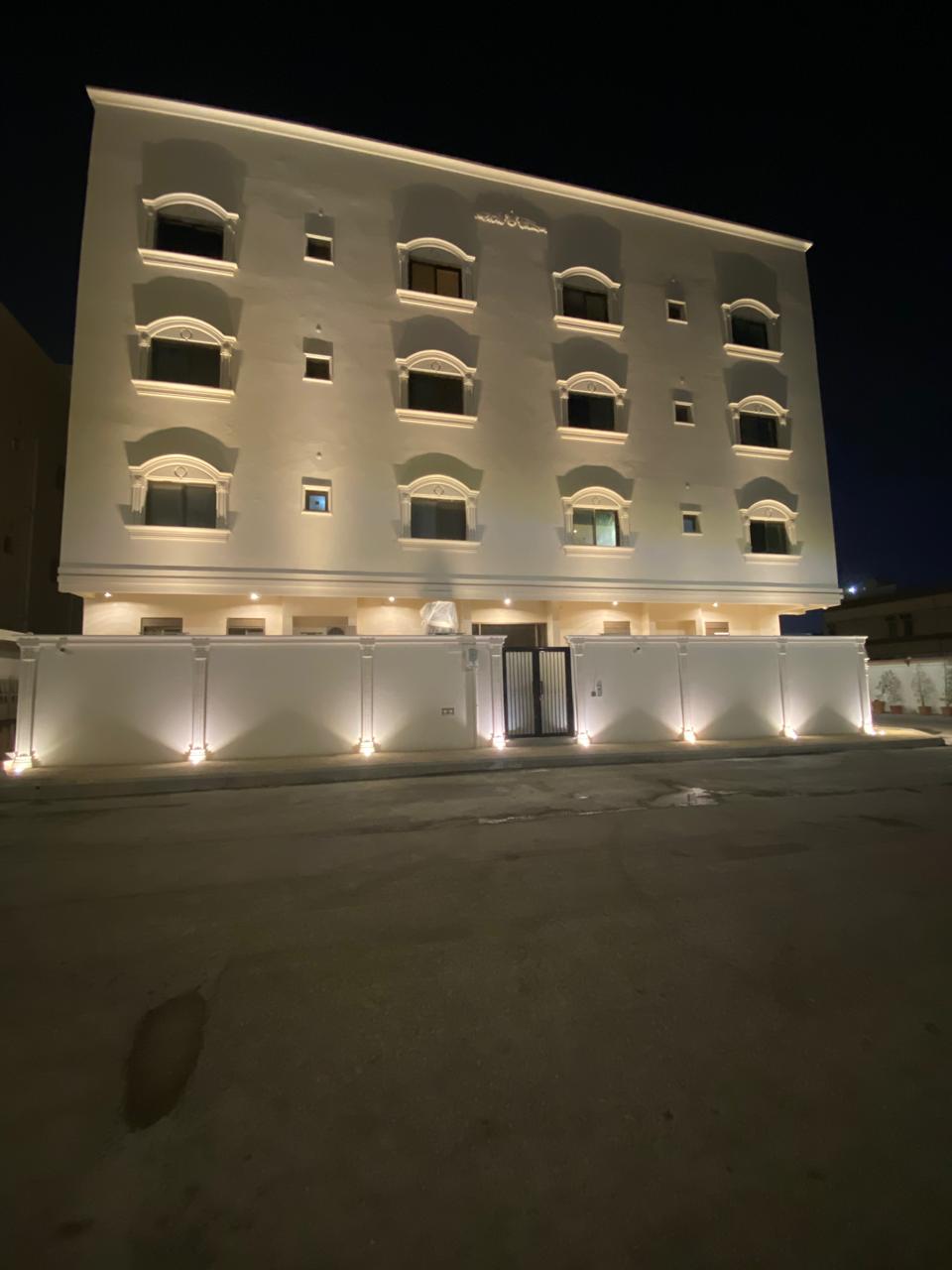 واجهة عمارة 3 شقة للإيجار في الخبر حي الجوهرة